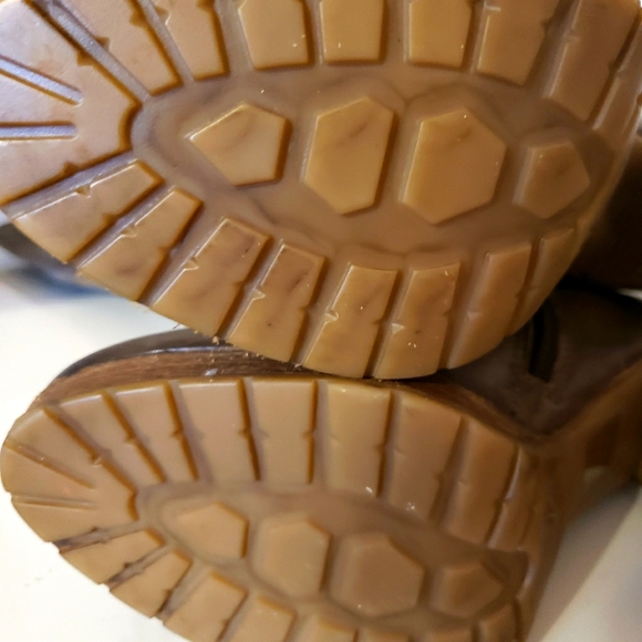 Jones BootMaker Distressed Carmel Over Knee Half Zipper Platform Boots Women EUC - Picture 11 of 16